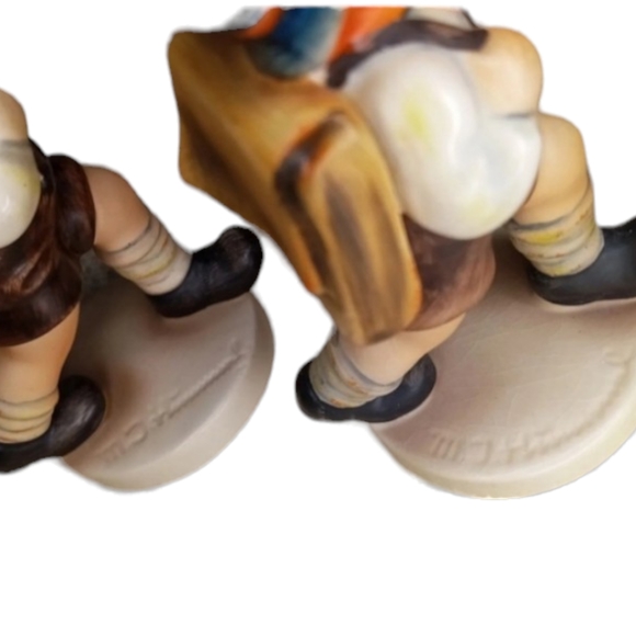 (2) SET of Vintage Goebel Hummel 5" AND 6" Figurines - SCHOOL BOY 82-0 - Picture 8 of 13